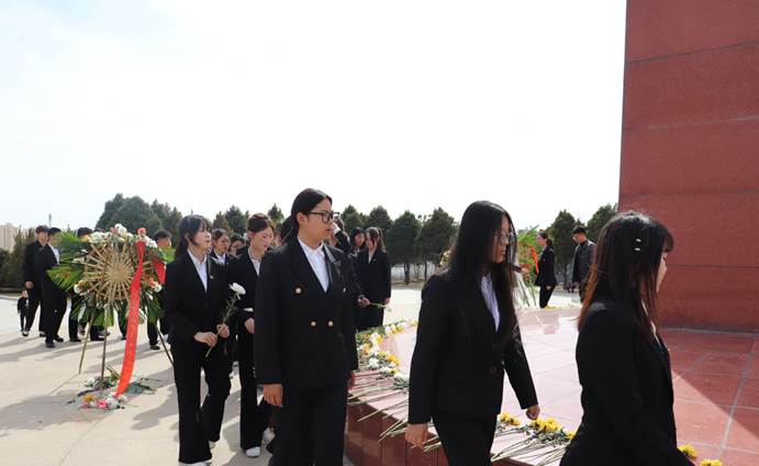 c24953d33e8f2046253ab544e492f2c8